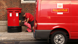 Компанията майка на британската пощенска и куриерска компания Royal Mail