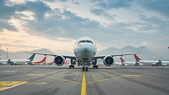 Недостигът на самолети се превръща в печалба за някои авиокомпании