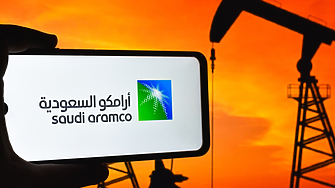 Петролният гигант Saudi Aramco планира да продаде акции на стойност до $20 млрд.