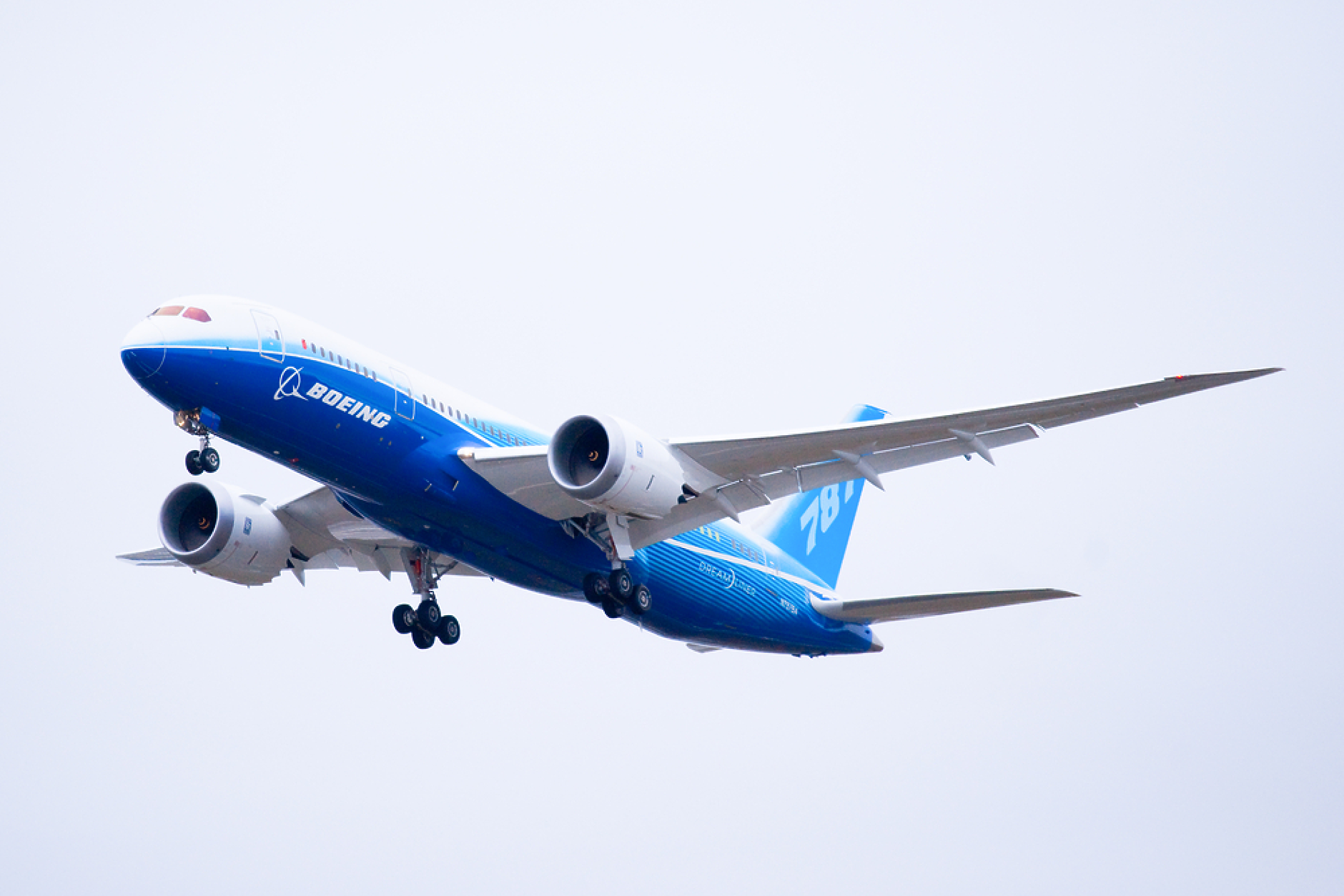 Boeing разследва нов проблем със самолетите 787 Dreamliner