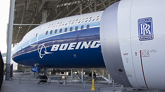 Доставките на Boeing през май са намалели наполовина на годишна база