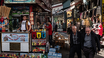 Инфлацията в Турция се ускори повече от прогнозираното миналия месец
