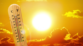 Рекордната температура от 49 9 градуса по Целзий беше измерена вчера