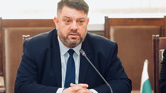 Министър Мундров: Удостоверяването на машините приключи успешно