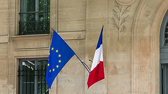 Европейската комисия предложи дисциплинарни мерки срещу Франция и шест други