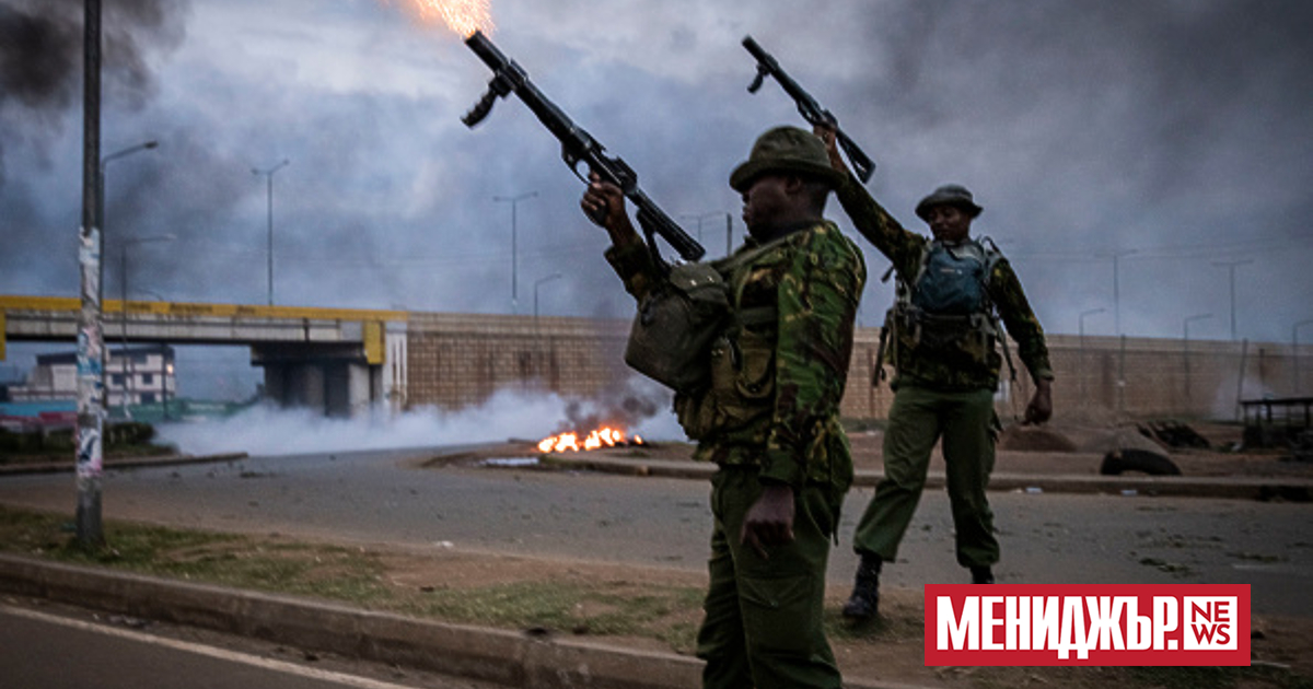 Полицията откри огън по демонстранти, опитващи се да нахлуят в
