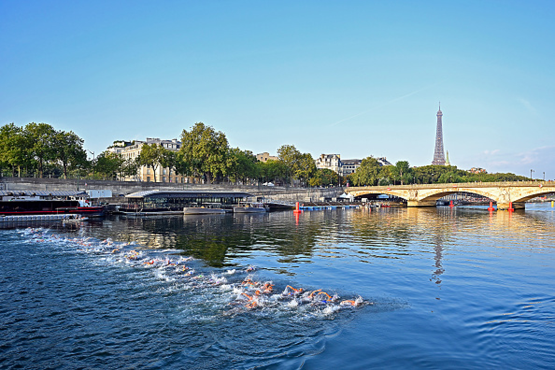 Кметството на Париж притеснено от тестовете за чистота на Сена, месец преди Олимпиадата