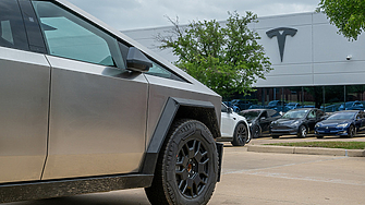 Американският производител на автомобили Tesla изтегля 11 688 електрически пикапа