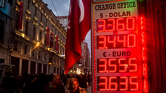 Националната валута на Турция счупи антирекорд като премина границата от