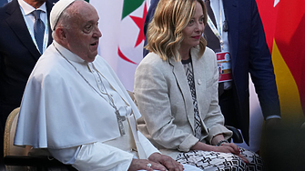 Папа Франциск предупреди за „бъдеще без надежда