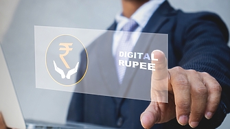 Броят на дневните транзакции с цифрови рупии спадна десетократно след