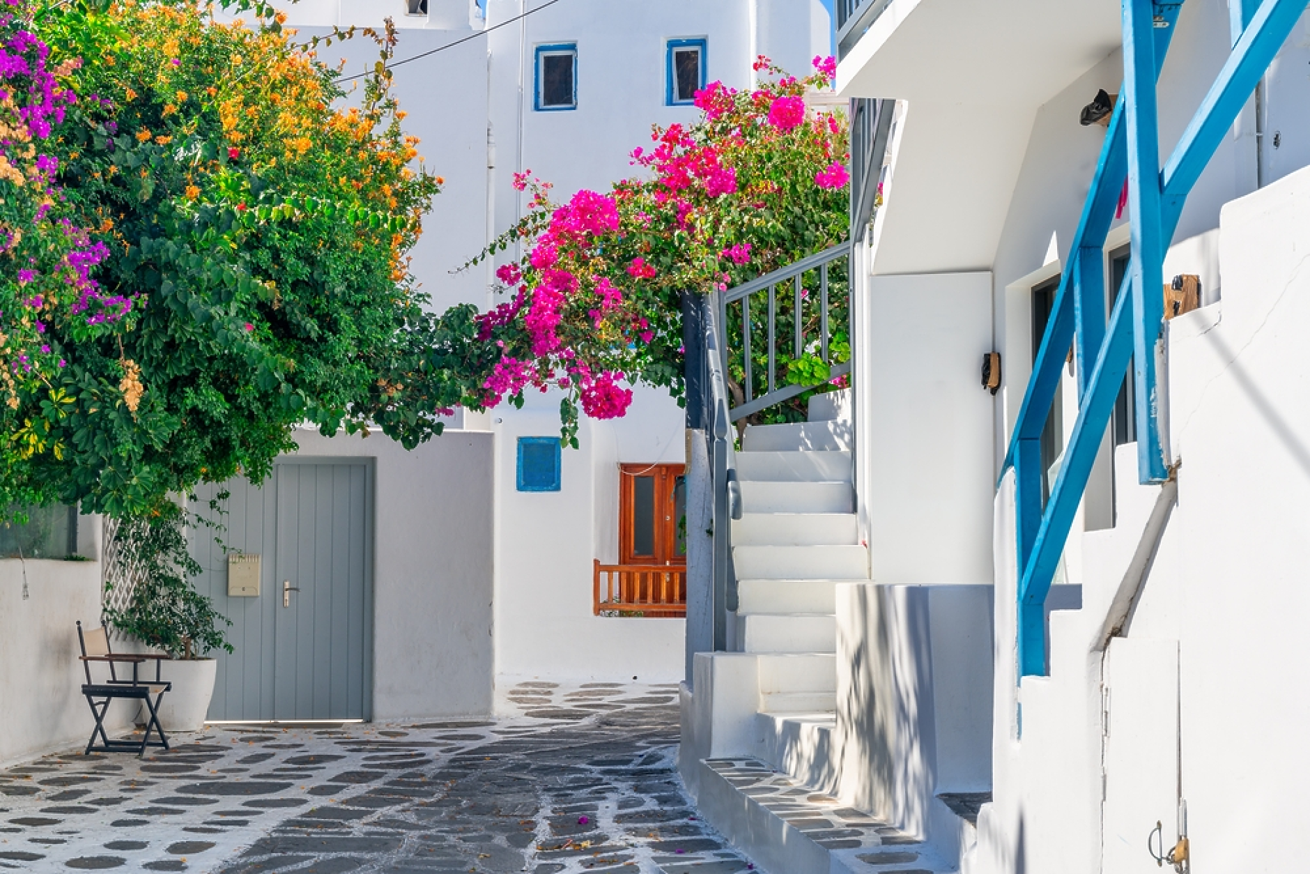 Гърция иска да въведе лимит на наемите на туристическите имоти