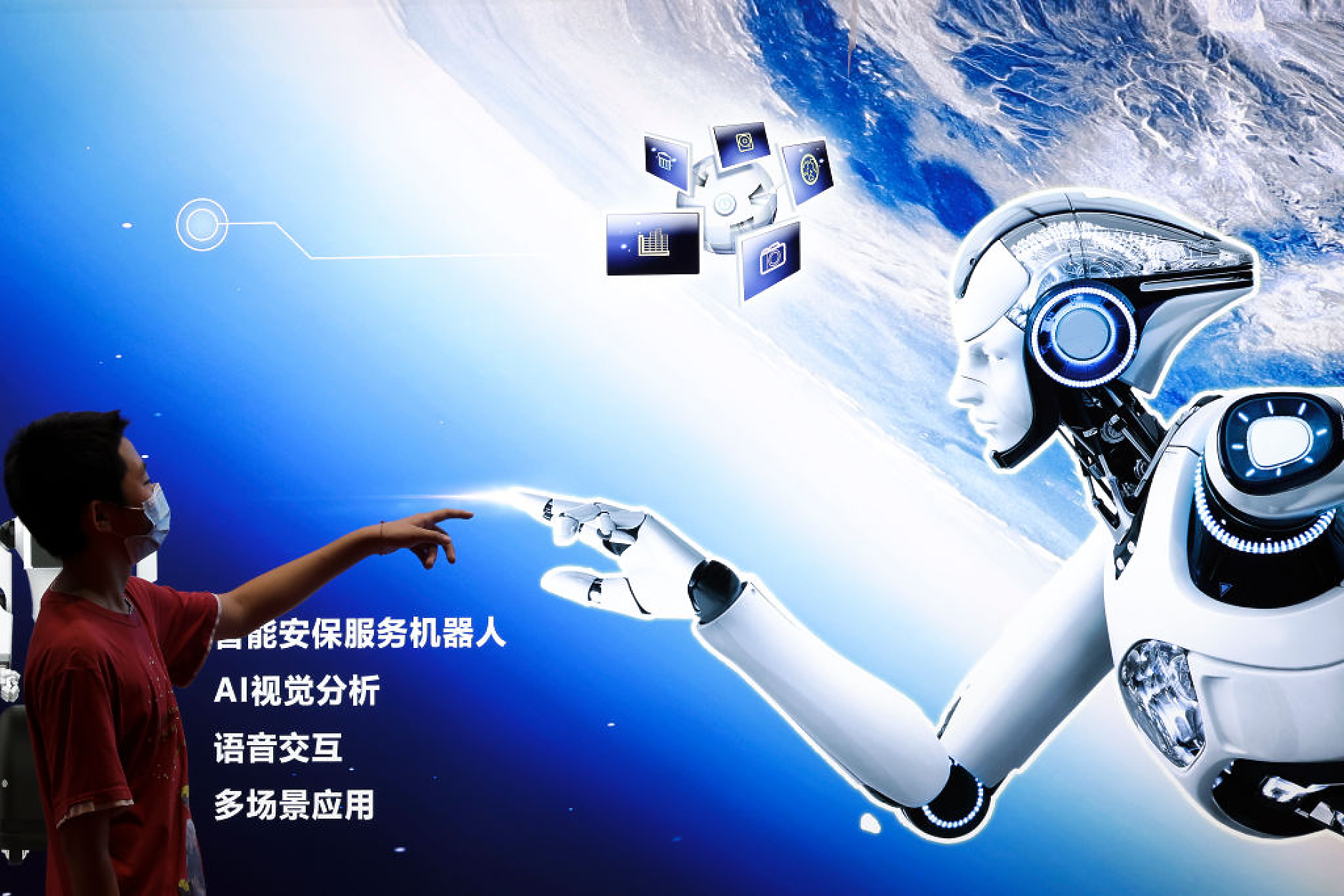 Китай е световен лидер по патенти за генеративен изкуствен интелект