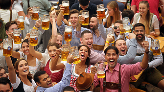Цената на бирата на германския Октоберфест тази година ще се