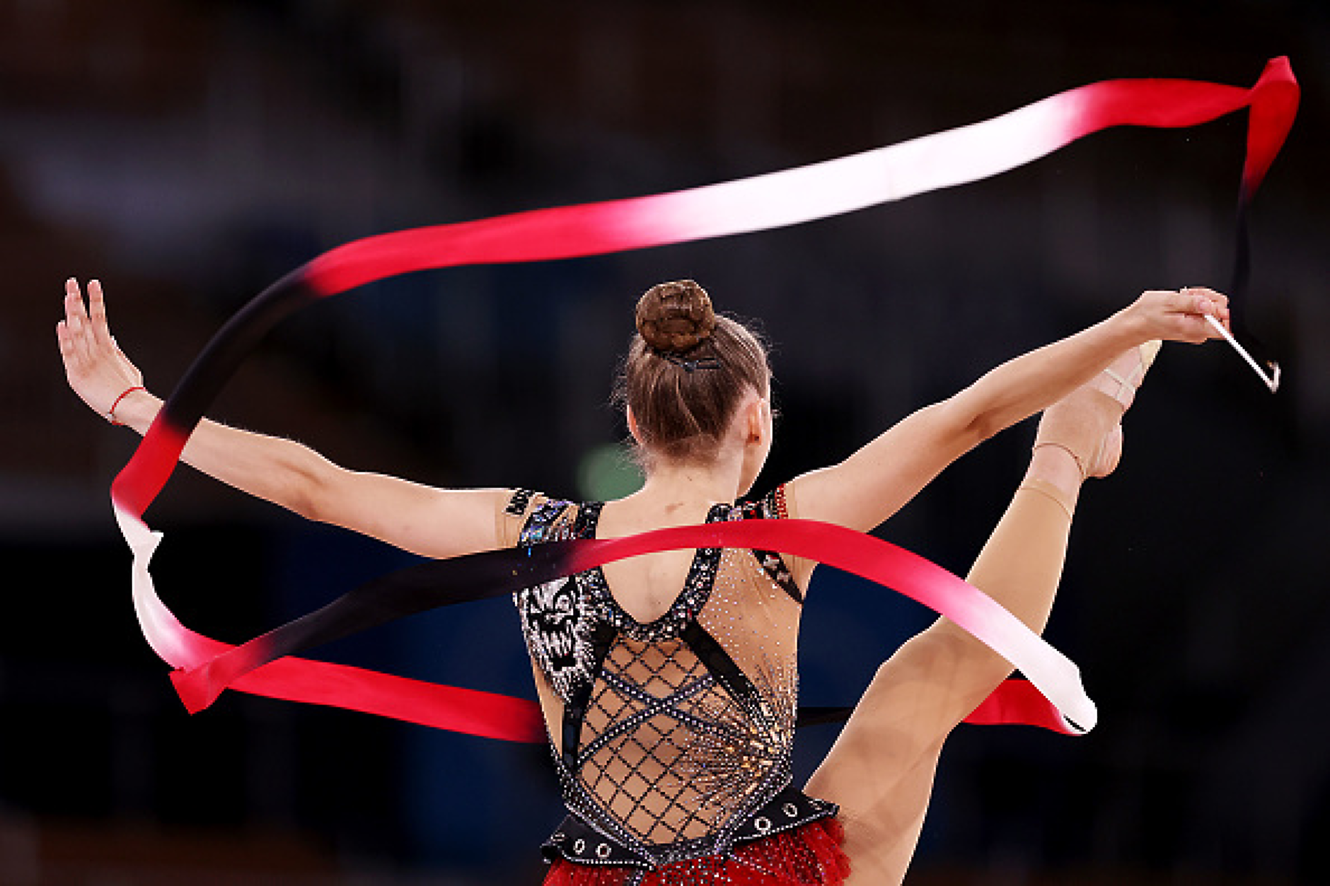 Стиляна Николова спечели 4 златни медала на турнир по художествена гимнастика в Кайро