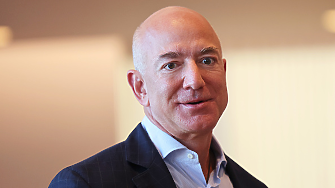 Джеф Безос планира да продаде акции на Amazon за 5 млрд. долара до края на 2025 г.