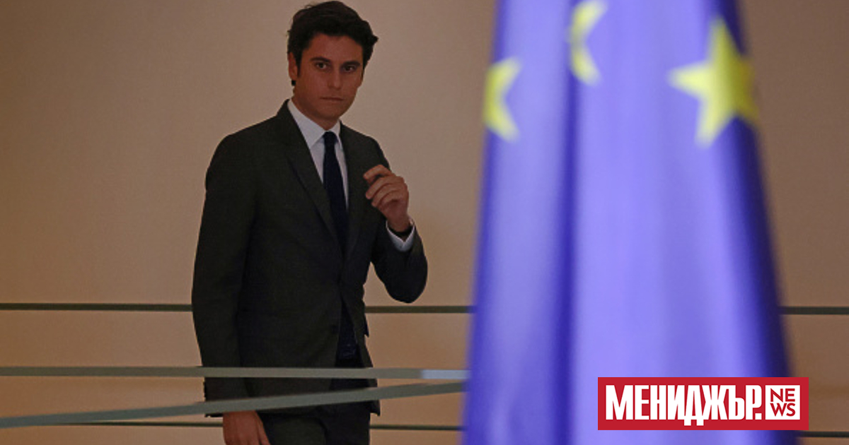 Френският президент Макрон моли Атал да остане на поста министър-председател