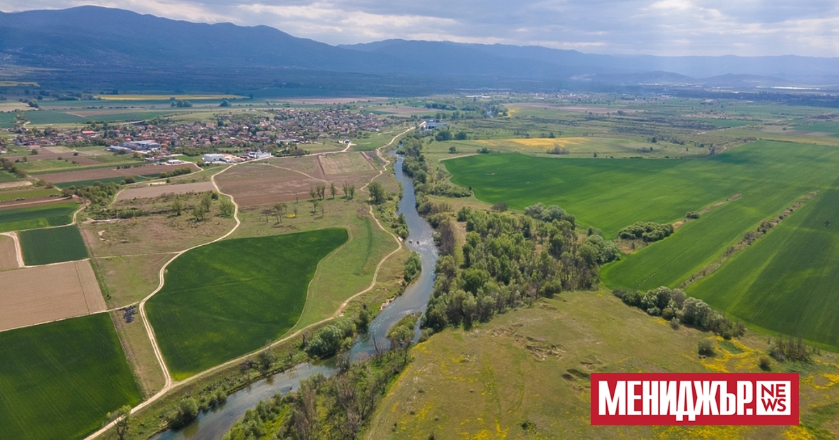 През 2023 година средната цена на сделките с ниви в