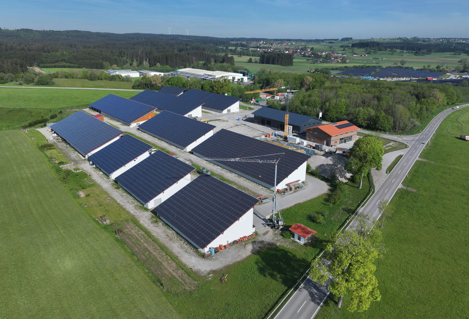Бизнес перспективи: Германската индустрия се обръща към слънчевата енергия в надпреварата за намаляване на разходите