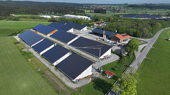 Бизнес перспективи: Германската индустрия се обръща към слънчевата енергия в надпреварата за намаляване на разходите