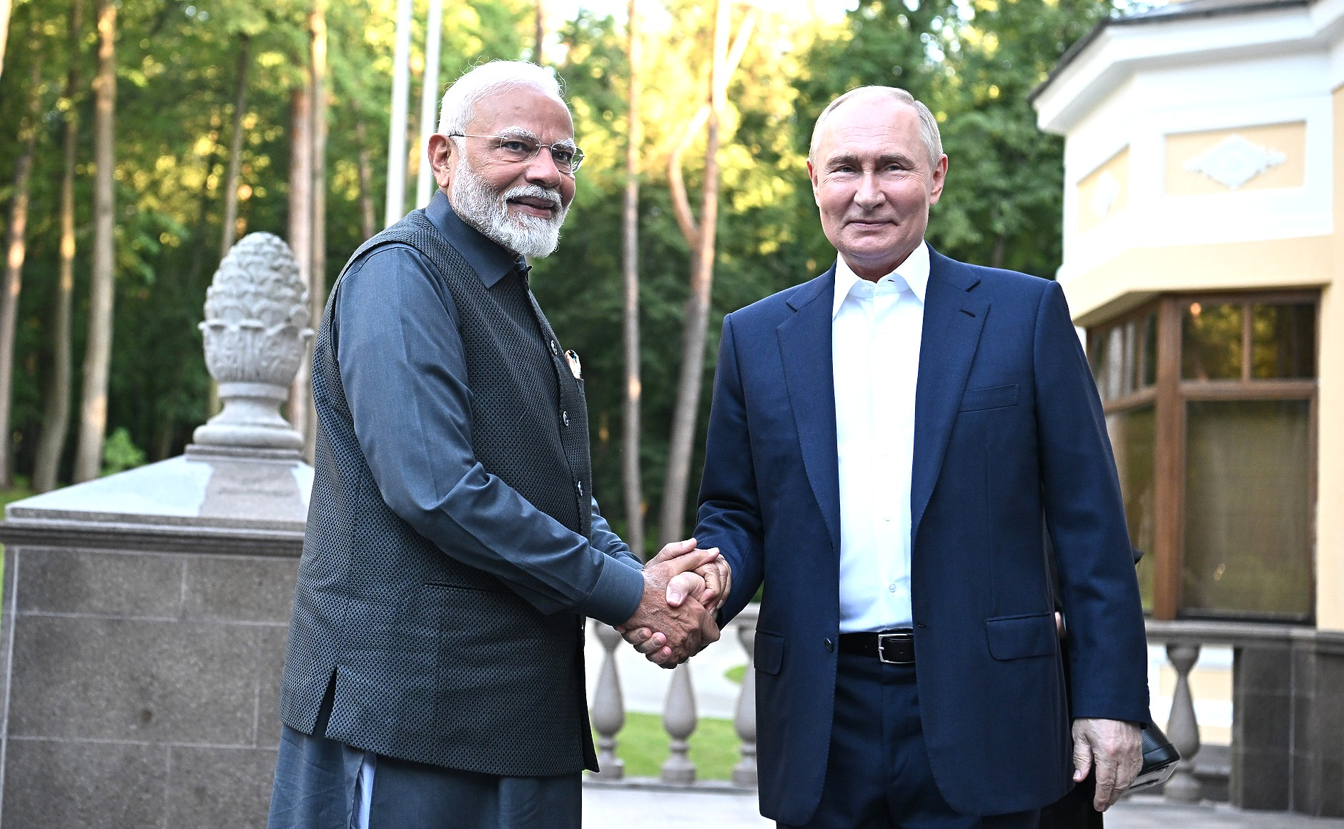 Зеленски разкритикува визитата на индийския премиер в Русия