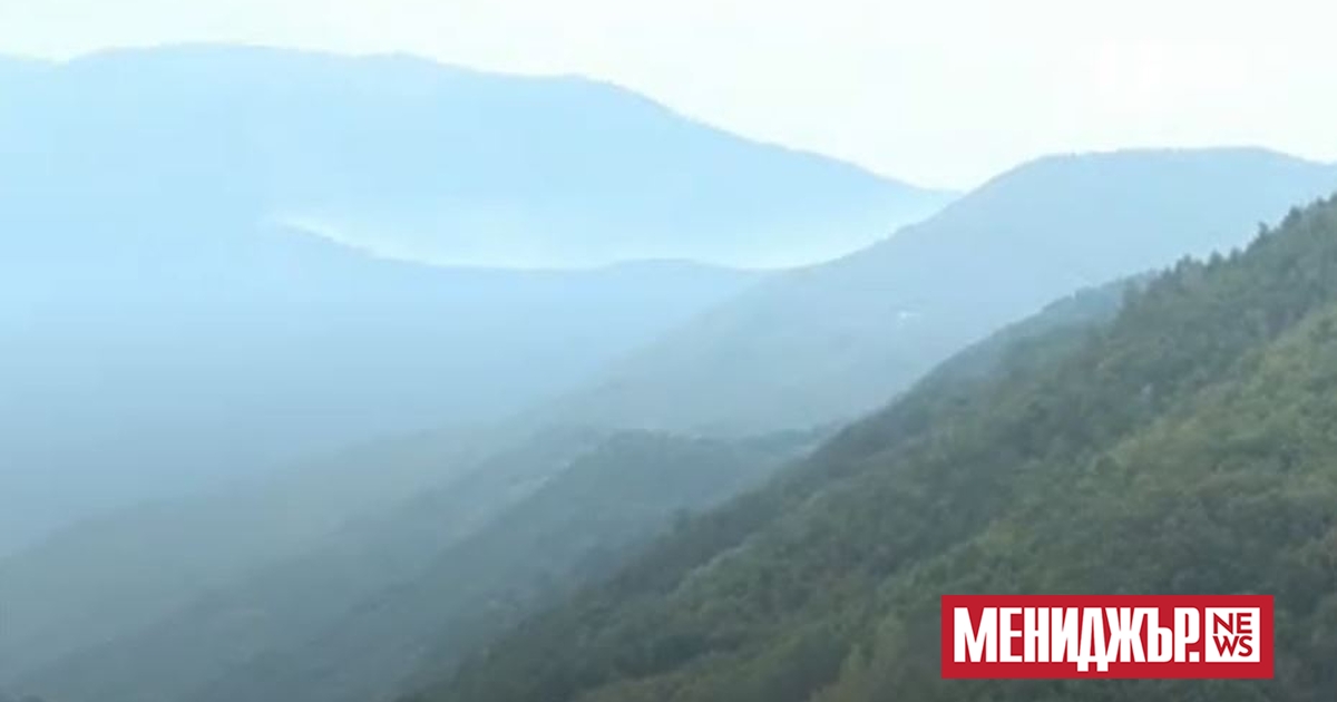 Спряно е навлизането на пожара на границата с Гърция на