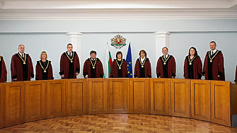КС отмени повечето промени в основния закон в глава „Съдебна власт“ и остави орязването на Радев