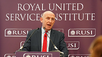 Състоянието на въоръжените сили на Великобритания поради десетилетия съкращения е