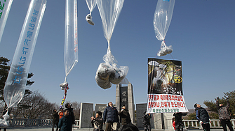 Балон с боклук от Пхенян се приземи в офиса на южнокорейския президент