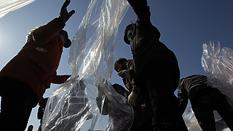 Южна Корея подозира Пхенян, че пуска експлоадиращи балони с боклук 