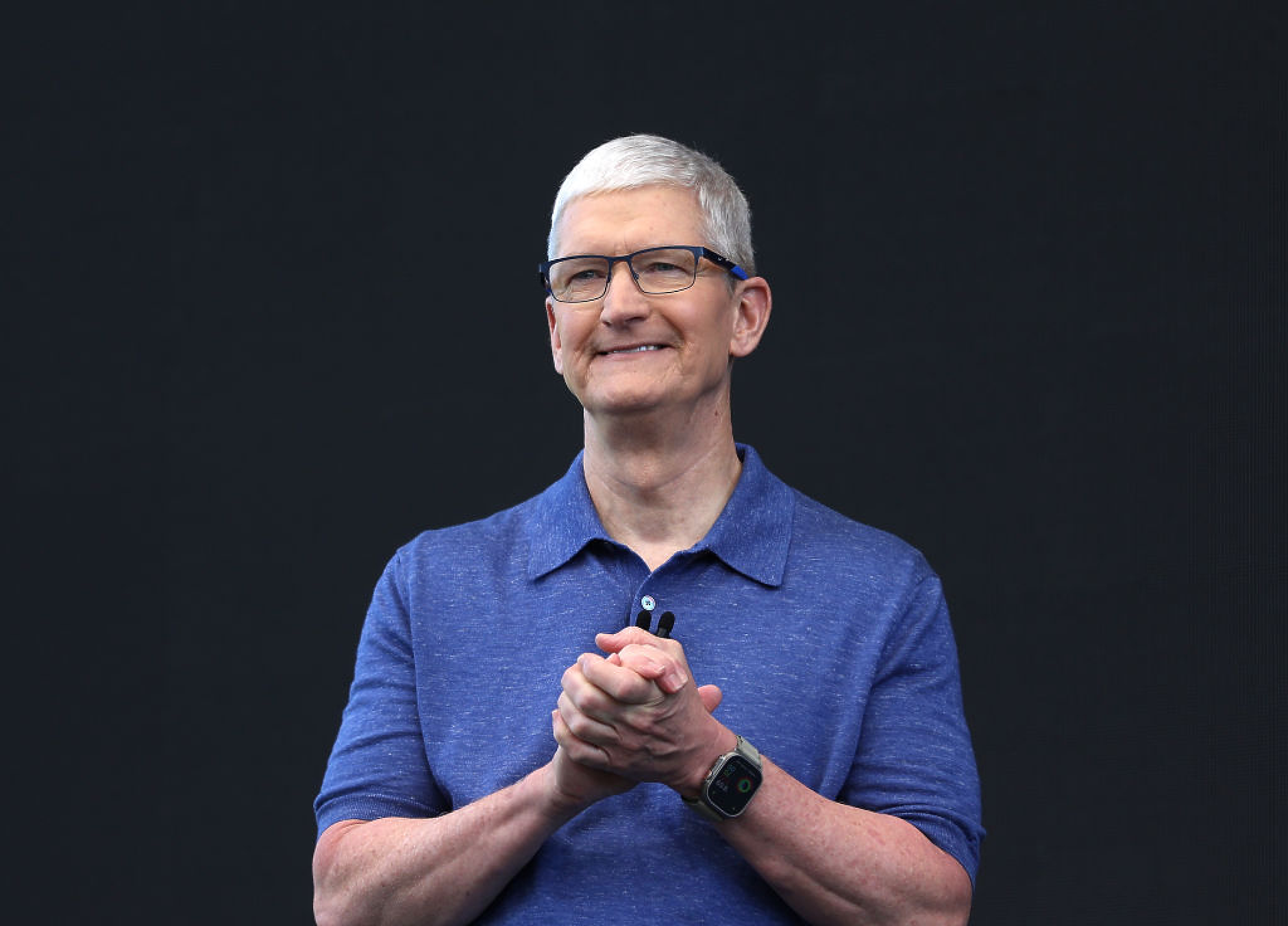 Apple убеждава Уолстрийт, че знае как да продава ИИ