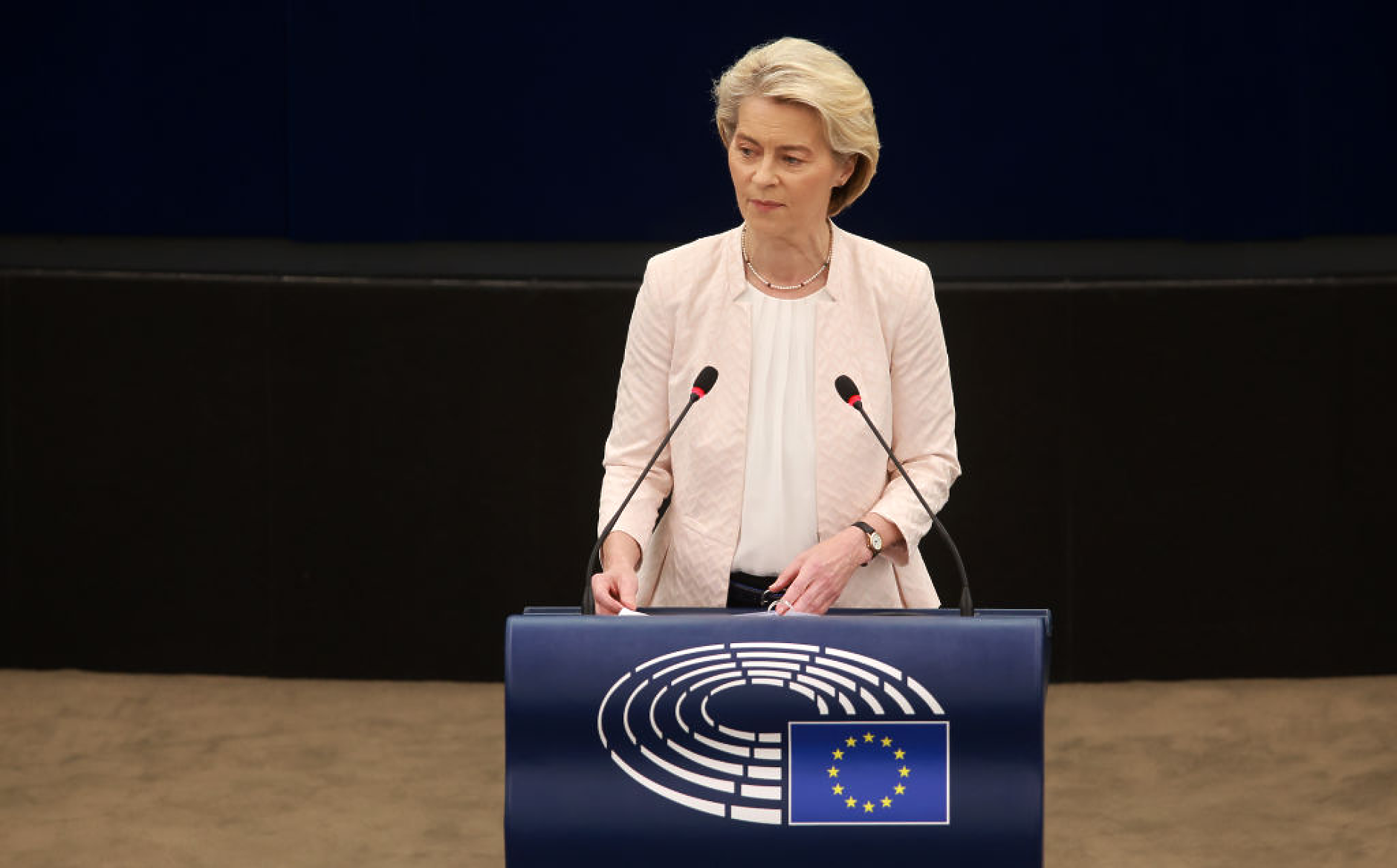 Урсула фон дер Лайен бе преизбрана начело на Европeйската комисия за още един мандат