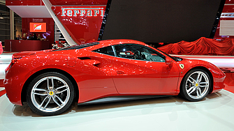 Ferrari  ще продава автомобилите си в Европа и с криптовалута