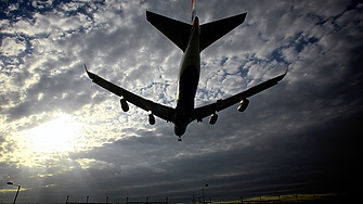 Нидерландия глоби четири авиокомпании с над 1 млн. евро за нощни полети