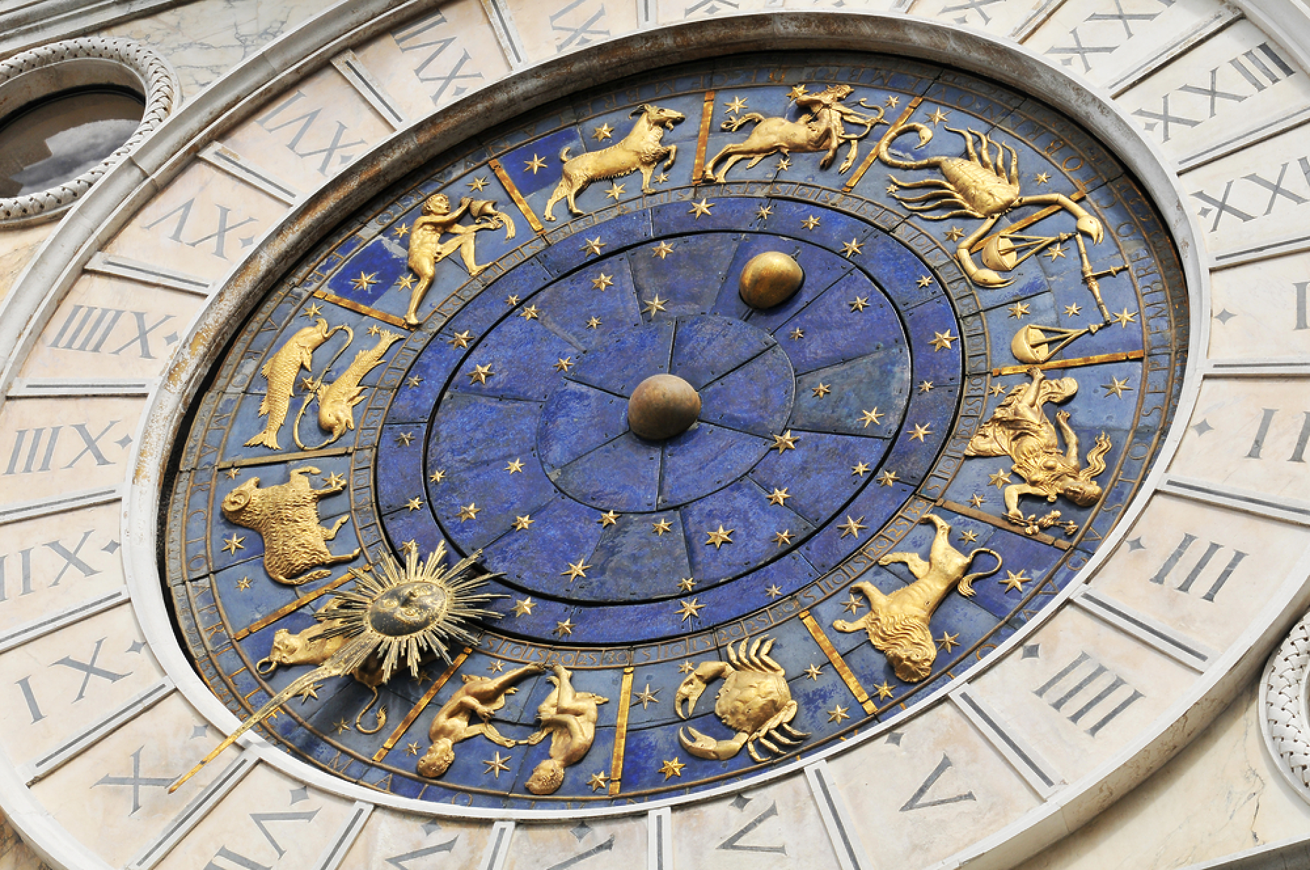 Седмичен хороскоп: Звездите за бизнеса от 22 до 28 юли