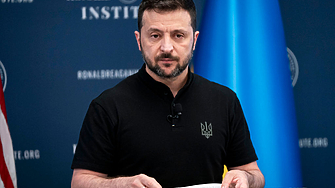 Украинският президент Володимир Зеленски заяви че работата с Доналд Тръмп