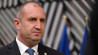 Депутати почти стигнаха до бой заради спор за предложен за орден министър на Тодор Живков 