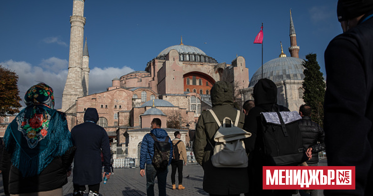 Турция е била посетена от 25,1 милиона туристи през шестте