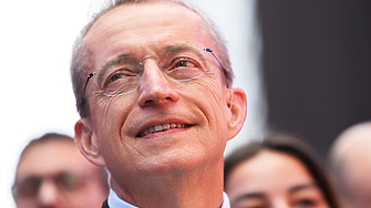 Главният изпълнителен директор на Intel Патрик Гелсинджър публикува една от