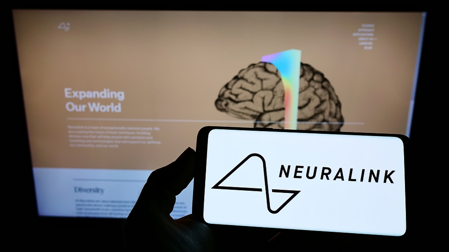 Neuralink е имплантирала мозъчен чип на втори пациент