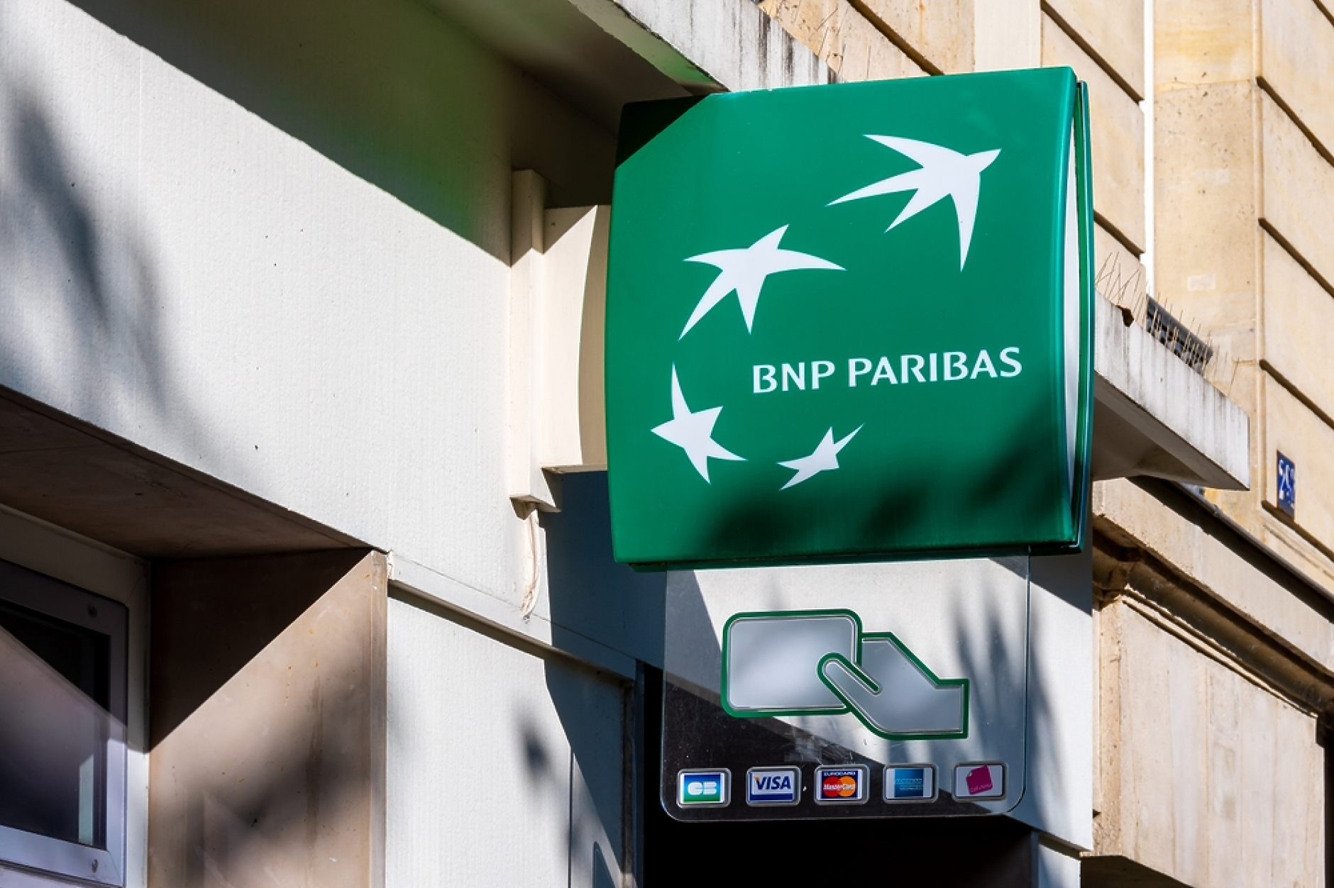 BNP Paribas преговаря за придобиването на френски застраховател за 5,1 млрд. евро