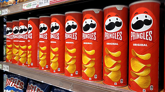 Mars купува производителя на чипс Pringles в най-голямата в историята сделка в индустрията с пакетирани храни 