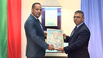 Калин Стоянов предаде властта на Атанас Илков в министерството на