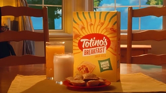 Totino’s марка известна със своите закуски Pizza Roll навлиза в