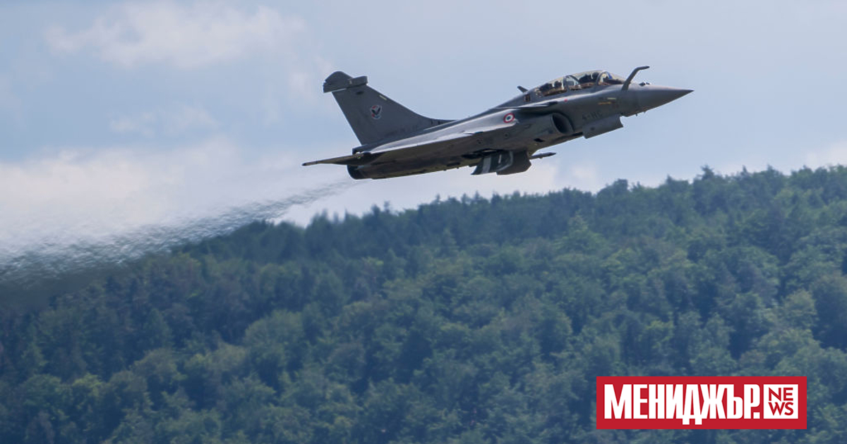 Сърбия купува 12 нови изтребителя Рафал от френската компания Дасо