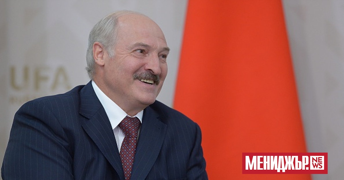 Президентът на Беларус Александър Лукашенко заяви, че подготвя гражданите за