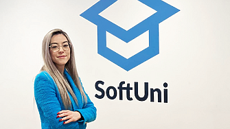 Технологичният напредък през последните десетилетия е впечатляващ Появата на интернет