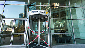 Главният изпълнителен директор на UniCredit SpA Андреа Орчел заяви че