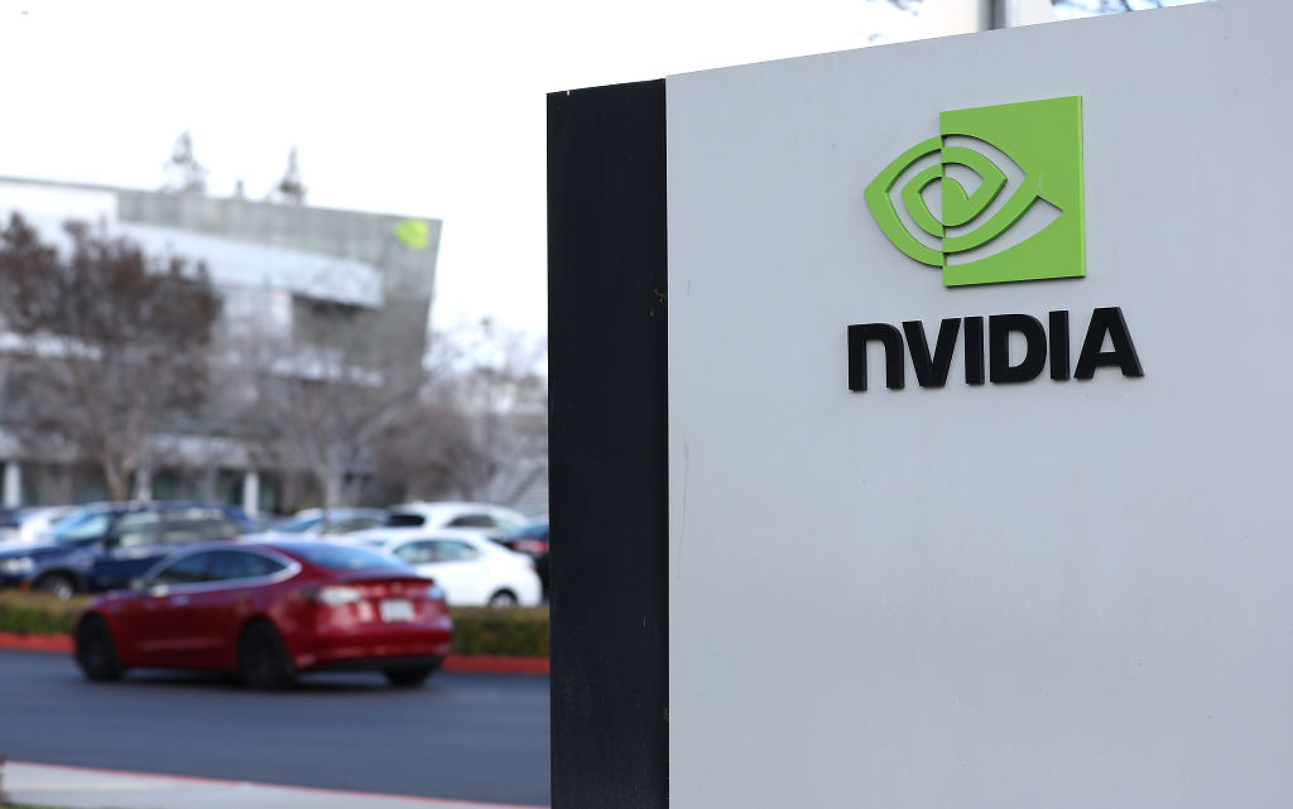 Пазарната капитализация на Nvidia се сви с близо 280 млрд. долара