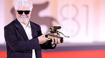 Филмът Съседната стая на испанския режисьор Педро Алмодовар спечели наградата